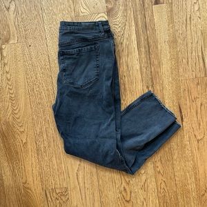 Hollis yet ultra high rise mom jean, size 11R